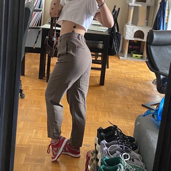 Zara - Picture 6 of 6